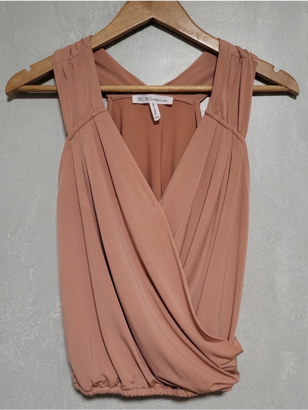 BCBGeneration Dusty Rose Wrap Pleated Draped Surplice Sleeveless Top - L